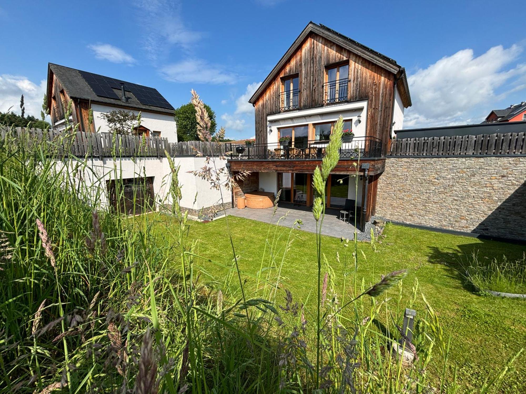Chalets Petry Spa & Relax Bettel Bagian luar foto