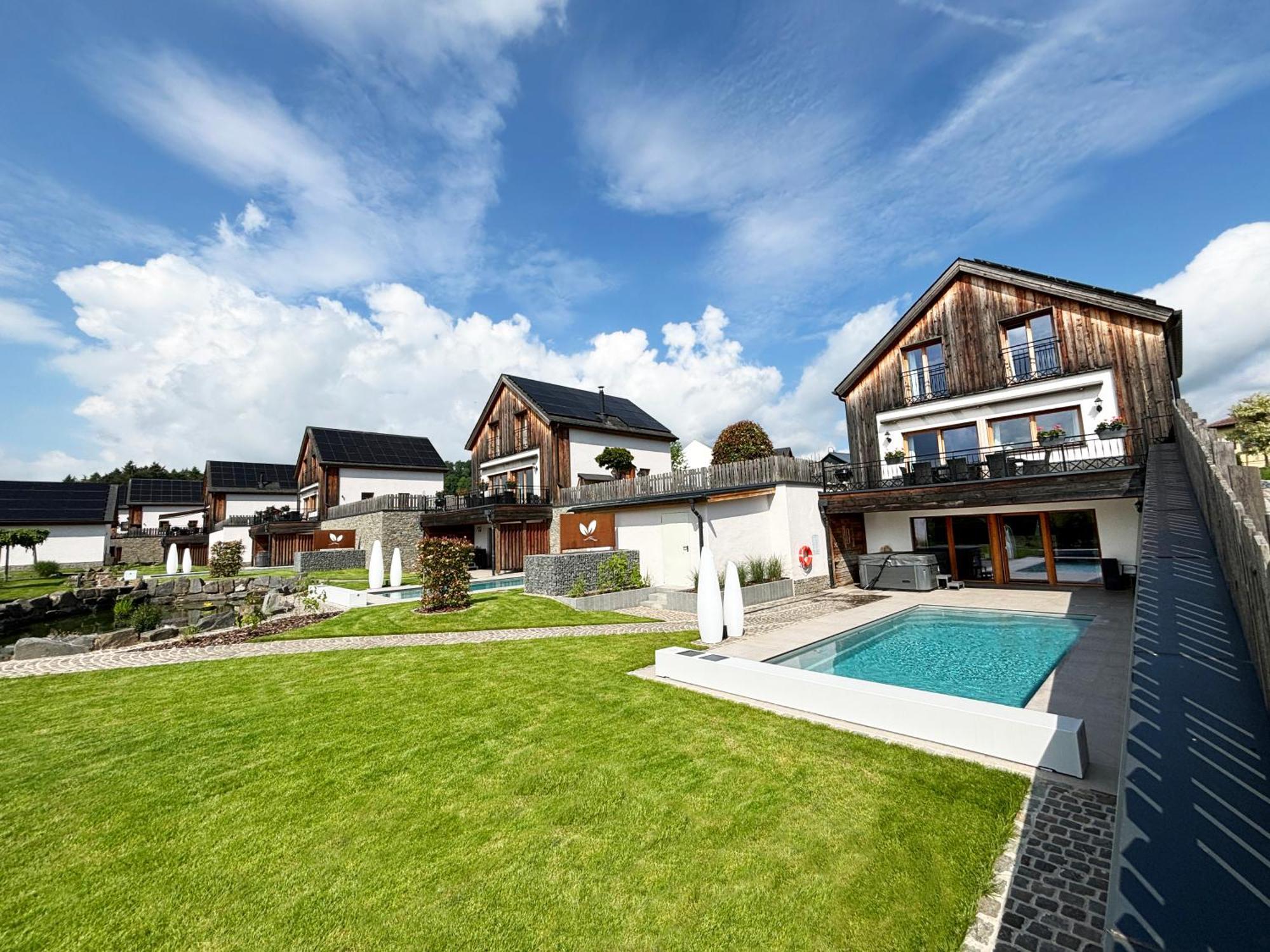 Chalets Petry Spa & Relax Bettel Bagian luar foto
